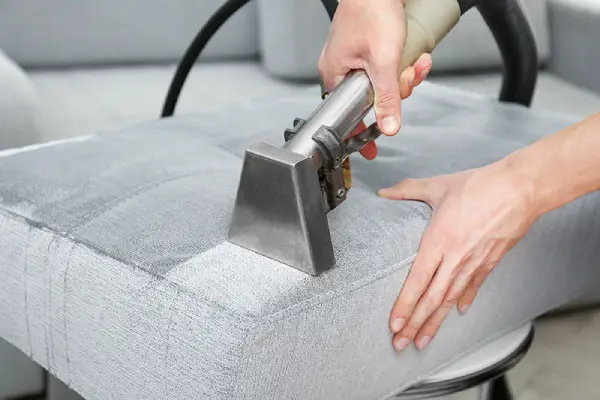 limpeza de sofa